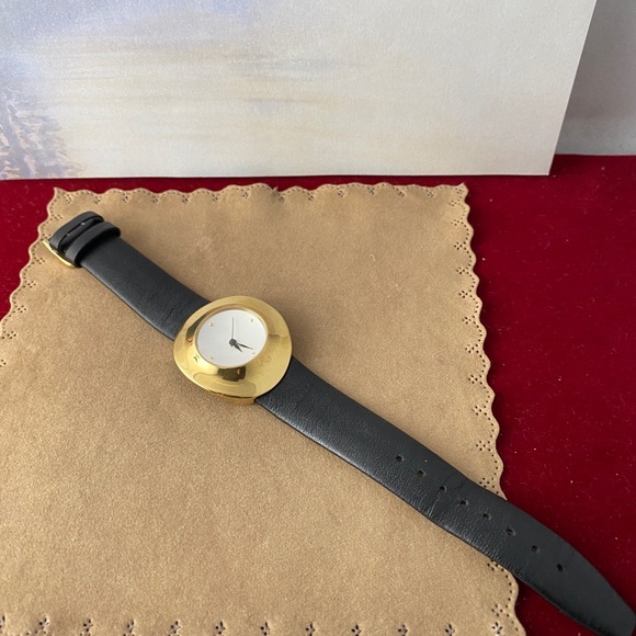 Vintage Robert Lee Morris Saucer Gold Watch - Picture 4 of 9